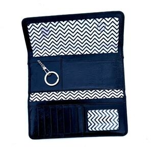 Hobo Sadie Leather Wallet/Chevron